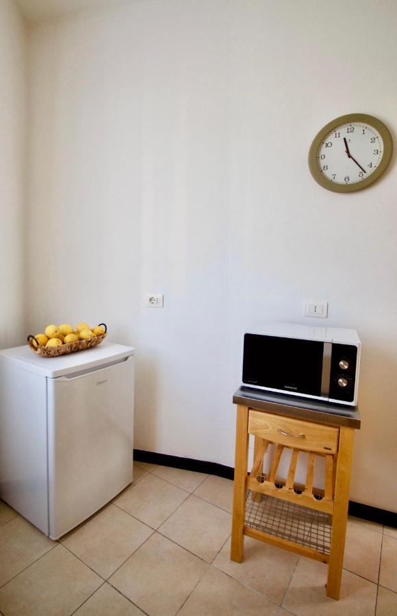 La Casa Dei Nonni Apartment โมเนเลีย ภายนอก รูปภาพ