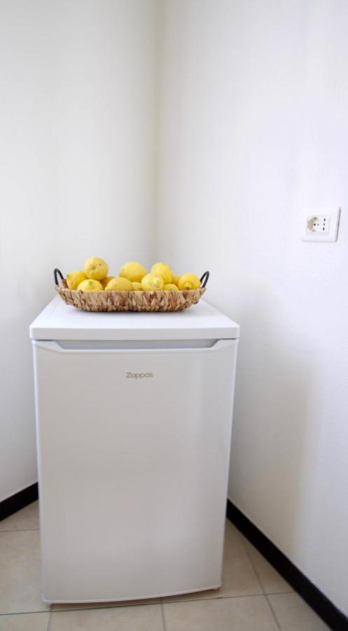 La Casa Dei Nonni Apartment โมเนเลีย ภายนอก รูปภาพ