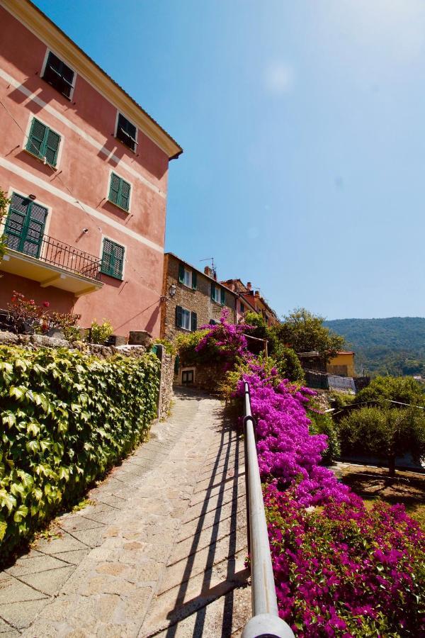 La Casa Dei Nonni Apartment โมเนเลีย ภายนอก รูปภาพ