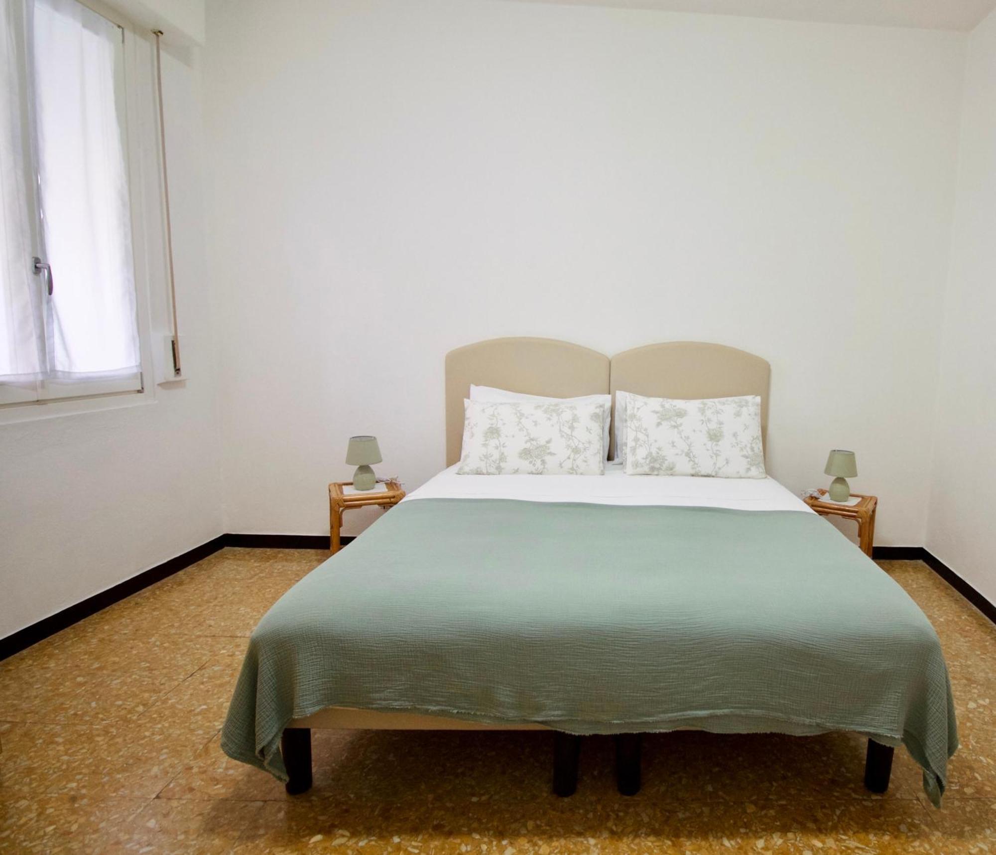 La Casa Dei Nonni Apartment โมเนเลีย ภายนอก รูปภาพ